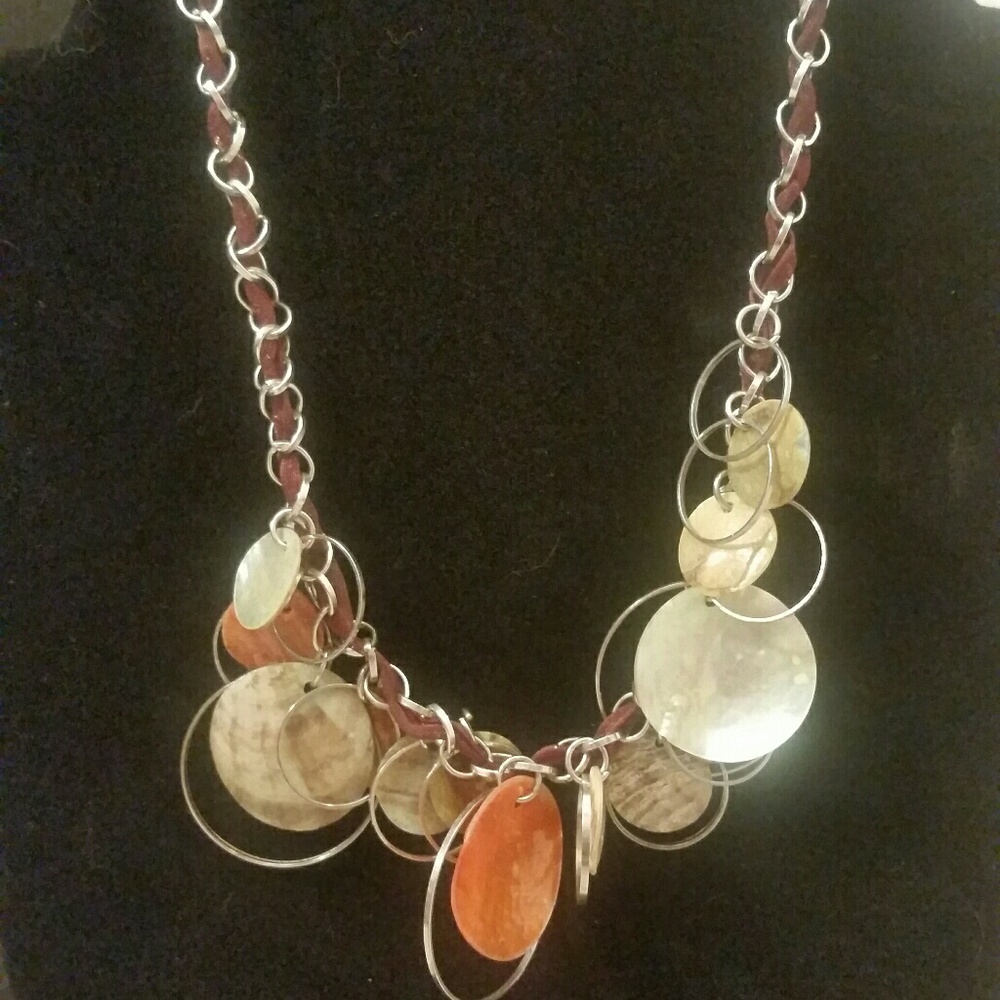 Beachy necklace set with earrings